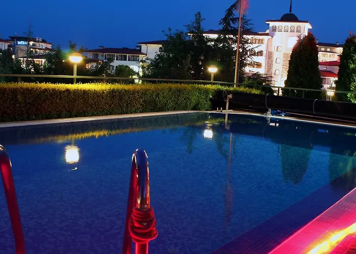 Milennia Family מלון דירות