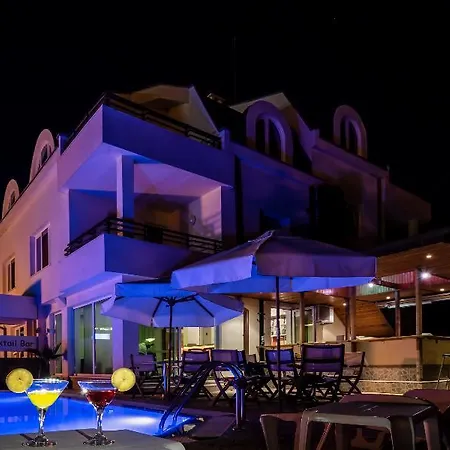 Aparthotel Milennia Family 3*