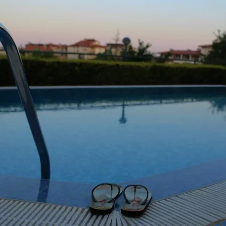 Aparthotel Milennia Family 4*