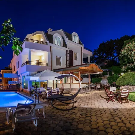 Aparthotel Milennia Family