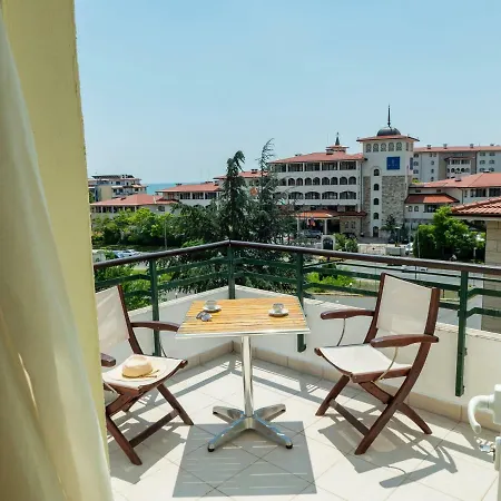 Aparthotel Milennia Family