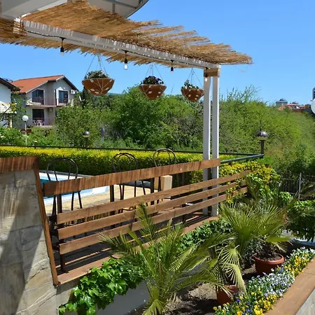 מלון דירות Milennia Family סאני ביץ'